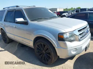 2013 Ford Expedition Limited z VIN 1FMJU1K54DEF28832, wystawiony jako IAAI lot #41963482 z przebiegiem 134 768 mil mil oraz . Historia ofert i sprzedaży dostępna na DreamBid. Obrazek 1.