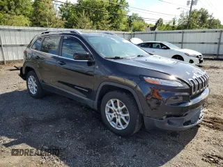 2018 Jeep Cherokee Latitude Plus with VIN 1C4PJMLX7JD502235, listed as a Copart auction lot 58185365 with 53,963 mi miles and Salvage title. Bid and sale history available at DreamBid. Image 4.
