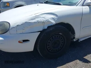 1998 Mercury Sable GS with VIN 1MEFM50U5WG604639, listed as a IAAI auction lot 42206848 with 1,722,258 mi miles and . Bid and sale history available at DreamBid. Image 6.