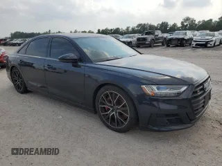 2020 Audi S8 z VIN WAU8SAF82LN003857, wystawiony jako Copart lot #56081794 z przebiegiem 11 298 mil mil oraz Szkody całkowita. Historia ofert i sprzedaży dostępna na DreamBid. Obrazek 4.