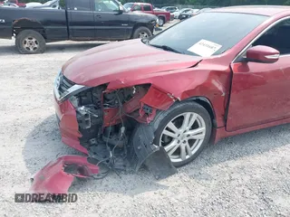 2016 Nissan Altima SL z VIN 1N4BL3AP3GC142130, wystawiony jako IAAI lot #42431687 z przebiegiem 120 986 mil mil oraz . Historia ofert i sprzedaży dostępna na DreamBid. Obrazek 6.