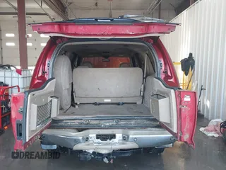 2001 Ford Excursion Limited с VIN 1FMSU43F81EC39431, выставлен на аукционе IAAI как лот 41298572 с пробегом 235 506 миль миль и . История ставок и продаж доступна на DreamBid. Изображение 18.