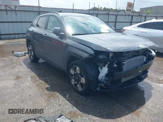 2024 Hyundai Kona SEL с VIN KM8HC3AB8RU122568, выставлен на аукционе IAAI как лот 42098516 с пробегом 12 209 миль миль и . История ставок и продаж доступна на DreamBid. Изображение 1.