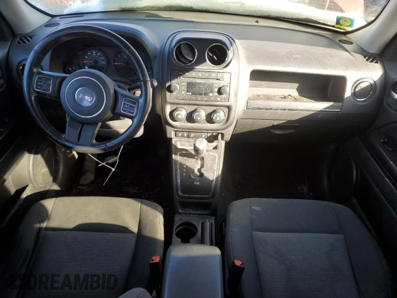 2011 Jeep Patriot Latitude with VIN 1J4NF1GB3BD191887, listed as a Copart auction lot 88486905 with 138,094 mi miles and Clean Title. Bid and sale history available at DreamBid. Image 8.