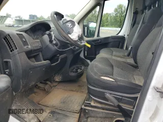 2017 Ram ProMaster Cargo with VIN 3C6URVHG2HE510690, listed as a Copart auction lot 70888714 with 137,278 mi miles and Salvage Title. Bid and sale history available at DreamBid. Image 7.