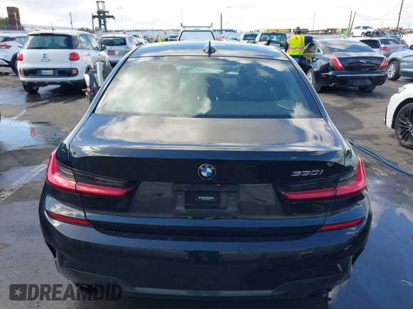 2021 BMW 3 Series 330i with VIN 3MW5R1J01M8B95857, listed as a IAAI auction lot 41522820 with 1 mi miles. Bid and sale history available at carsss.com. Image 16.