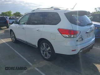 2014 Nissan Pathfinder SL with VIN 5N1AR2MM3EC694316, listed as a IAAI auction lot 42206936 with 182,521 mi miles. Bid and sale history available at carsss.com. Image 3.