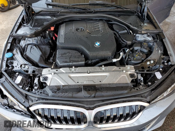 2024 BMW 3 Series 330i xDrive with VIN 3MW89FF08R8E67556, listed as a Copart auction lot 52790735 with 26,308 mi miles and Clean Title. Bid and sale history available at carsss.com. Image 11.