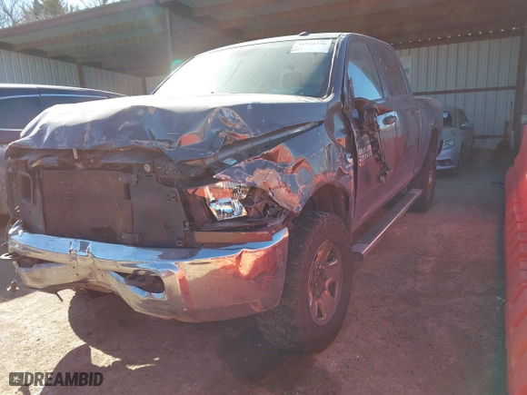 2018 Ram 2500 Tradesman with VIN 3C6UR5CL2JG379050, listed as a IAAI auction lot 41534736 with 172,792 mi miles. Bid and sale history available at carsss.com. Image 18.