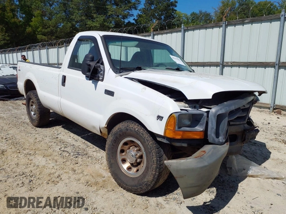 1999 Ford Super Duty F-250 XL with VIN 1FTNF20L3XEC76809, listed as a IAAI auction lot 40153294 with 457,050 mi miles. Bid and sale history available at carsss.com. Image 1.