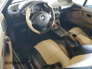 2000 BMW Z3 2.5 with VIN 4USCH9342YLG04259, listed as a Copart auction lot 60921805 with 150,679 mi miles and Salvage title. Bid and sale history available at DreamBid. Image 8.