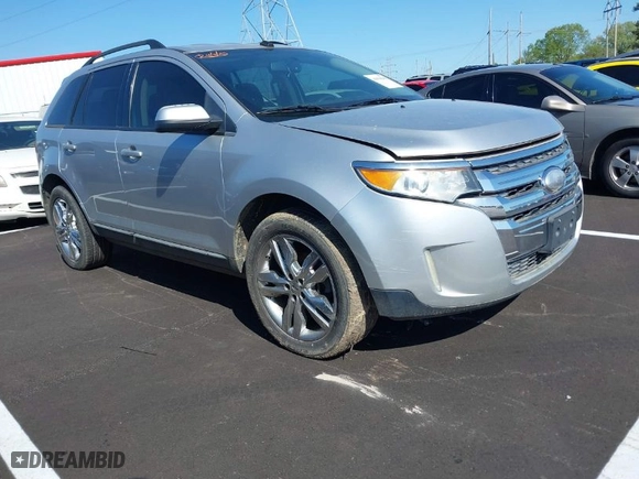 2013 Ford Edge SEL with VIN 2FMDK3JC7DBA06965, listed as a IAAI auction lot 41994200 with 131,829 mi miles. Bid and sale history available at carsss.com. Image 1.