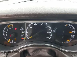 2019 Jeep Grand Cherokee Overland with VIN 1C4RJFCT6KC613965, listed as a Copart auction lot 81070394 with 45,619 mi miles and Salvage Title. Bid and sale history available at carsss.com. Image 9.
