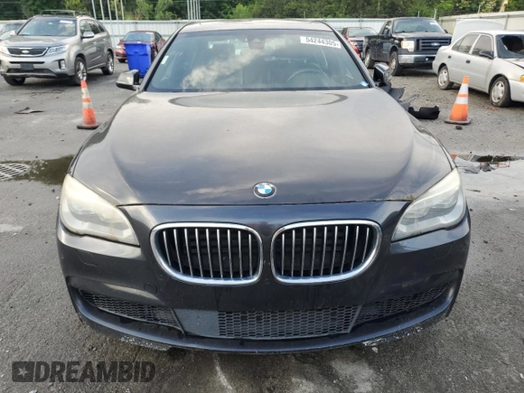 2014 BMW 7 Series ALPINA B7 with VIN WBAYE8C59ED134867, listed as a Copart auction lot 54244305 with 111,565 mi miles and Clean title. Bid and sale history available at DreamBid. Image 5.