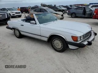 1988 Mercedes-Benz 560 560SL with VIN WDBBA48D3JA086077, listed as a Copart auction lot 77017824 with 169,123 mi miles and Salvage Title. Bid and sale history available at carsss.com. Image 4.