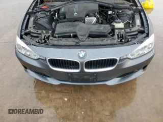 2013 BMW 3 Series 328i z VIN WBA3A5G53DNP19533, wystawiony jako Copart lot #55752525 z przebiegiem 92 472 mil mil oraz Szkoda całkowita • Salvage title. Historia ofert i sprzedaży dostępna na DreamBid. Obrazek 11.