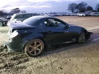 2006 Mercedes-Benz SLK 350 z VIN WDBWK56F26F120917, wystawiony jako Copart lot #43818795 z przebiegiem 202 044 mil mil oraz Szkoda całkowita • Salvage title. Historia ofert i sprzedaży dostępna na DreamBid. Obrazek 3.