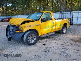 2007 Ford F-250 XL z VIN 1FTNF20567EB45231, wystawiony jako Copart lot #76328984 z przebiegiem 205 612 mil mil oraz Szkoda całkowita • Salvage title. Historia ofert i sprzedaży dostępna na DreamBid. Obrazek 1.