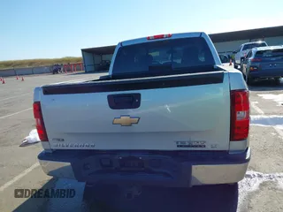 2010 Chevrolet Silverado 1500 LT with VIN 3GCRCSE02AG163989, listed as a IAAI auction lot 42111090 with 158,921 mi miles and . Bid and sale history available at DreamBid. Image 17.