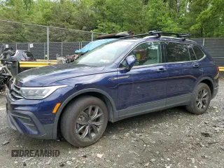 2023 Volkswagen Tiguan SE z VIN 3VVMB7AX5PM073857, wystawiony jako Copart lot #55640065 z przebiegiem 16 177 mil mil oraz Szkoda całkowita • Salvage title. Historia ofert i sprzedaży dostępna na DreamBid. Obrazek 1.