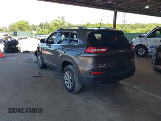 2018 Jeep Cherokee Latitude Plus with VIN 1C4PJMLB0JD512965, listed as a IAAI auction lot 42578881 with 48,290 mi miles and . Bid and sale history available at DreamBid. Image 3.