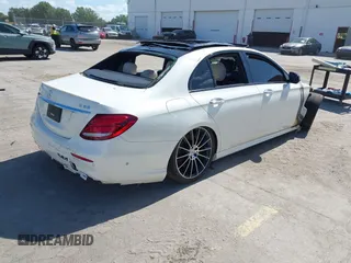 2019 Mercedes-Benz E 53 AMG with VIN WDDZF6BB4KA572666, listed as a IAAI auction lot 42500611 with Not provided miles and . Bid and sale history available at DreamBid. Image 4.