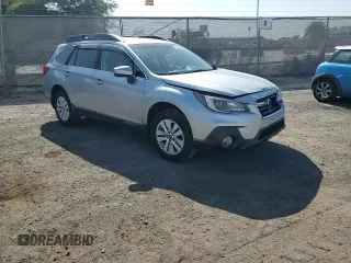 2018 Subaru Outback Premium with VIN 4S4BSACC3J3213261, listed as a Copart auction lot 60062995 with 86,525 mi miles and Salvage title. Bid and sale history available at DreamBid. Image 14.