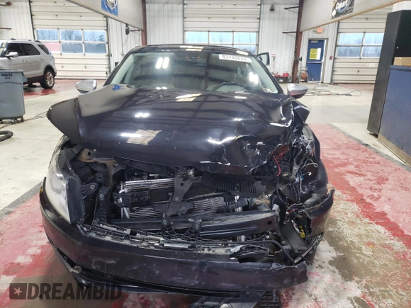 2013 Volkswagen CC VR6 Executive 4Motion with VIN WVWGU7AN7DE536782, listed as a Copart auction lot 83740644 with 120,777 mi miles and Salvage Title. Bid and sale history available at carsss.com. Image 5.