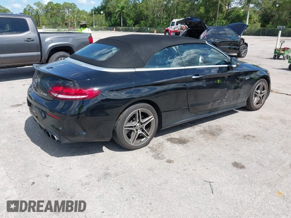 2019 Mercedes-Benz C 43 AMG z VIN WDDWK6EB6KF806576, wystawiony jako IAAI lot #42512426 z przebiegiem 44 848 mil mil oraz . Historia ofert i sprzedaży dostępna na DreamBid. Obrazek 4.