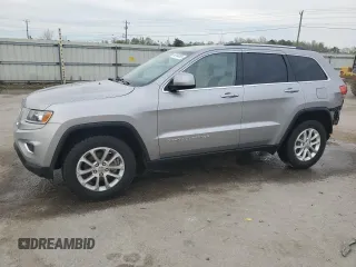 2014 Jeep Grand Cherokee Laredo with VIN 1C4RJEAG8EC393569, listed as a Copart auction lot 49244895 with 151,998 mi miles and Salvage Title. Bid and sale history available at carsss.com. Image 1.