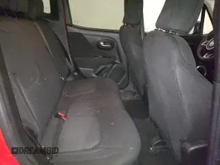 2021 Jeep Renegade Jeepster z VIN ZACNJDAB8MPM81851, wystawiony jako Copart lot #49913615 z przebiegiem 56 130 mil mil oraz Czysty tytuł • Clean title. Historia ofert i sprzedaży dostępna na DreamBid. Obrazek 11.