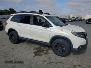 2019 Honda Passport Sport с VIN 5FNYF8H22KB016114, выставлен на аукционе Copart как лот 59904715 с пробегом Не указан миль и Списание • Salvage title. История ставок и продаж доступна на DreamBid. Изображение 4.