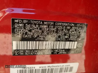 2013 Lexus LS 460 z VIN JTHBL5EF2D5124370, wystawiony jako Copart lot #56063585 z przebiegiem 122 301 mil mil oraz Szkoda całkowita • Salvage title. Historia ofert i sprzedaży dostępna na DreamBid. Obrazek 12.