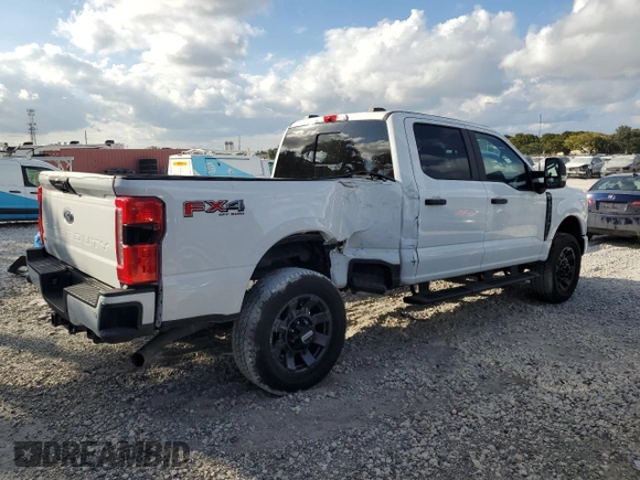 2024 Ford Super Duty F-250 SRW XL with VIN 1FT8W2BN0REE45537, listed as a Copart auction lot 42058065 with 2,429 mi miles and Salvage Title. Bid and sale history available at carsss.com. Image 3.
