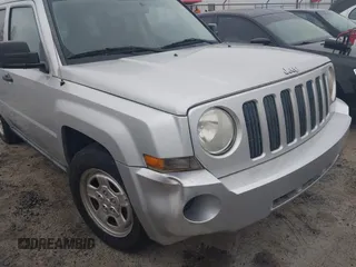 2009 Jeep Patriot Sport z VIN 1J4FT28A29D126757, wystawiony jako IAAI lot #42353541 z przebiegiem 122 277 mil mil oraz . Historia ofert i sprzedaży dostępna na DreamBid. Obrazek 6.