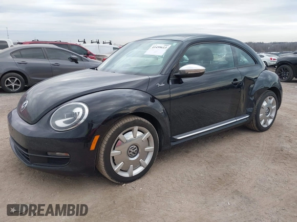 2013 Volkswagen Beetle 2.5L with VIN 3VWJP7AT8DM679548, listed as a IAAI auction lot 41459613 with 135,198 mi miles and . Bid and sale history available at DreamBid. Image 17.