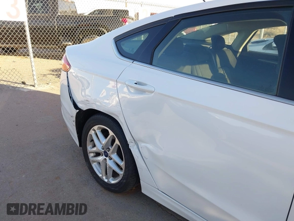 2016 Ford Fusion SE with VIN 3FA6P0H76GR263262, listed as a IAAI auction lot 41681035 with 147,430 mi miles. Bid and sale history available at carsss.com. Image 6.