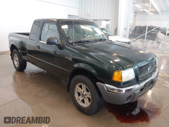 2002 Ford Ranger XL Fleet with VIN 1FTZR45E72PA18871, listed as a IAAI auction lot 41607733 with 185,858 mi miles. Bid and sale history available at carsss.com. Image 1.