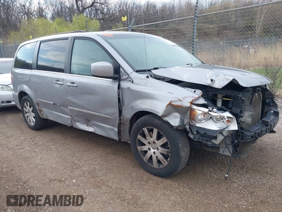2015 Chrysler Town & Country Touring with VIN 2C4RC1BG0FR706902, listed as a IAAI auction lot 42079036 with 316,041 mi miles. Bid and sale history available at carsss.com. Image 1.