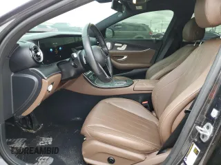 2021 Mercedes-Benz E 350 z VIN W1KZF8DB5MA892977, wystawiony jako Copart lot #48360735 z przebiegiem 32 848 mil mil oraz Szkoda całkowita • Salvage title. Historia ofert i sprzedaży dostępna na DreamBid. Obrazek 7.