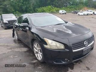 2011 Nissan Maxima SV z VIN 1N4AA5AP8BC842148, wystawiony jako IAAI lot #42205397 z przebiegiem 177 768 mil mil oraz . Historia ofert i sprzedaży dostępna na DreamBid. Obrazek 1.