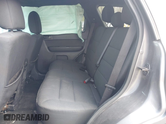 2012 Ford Escape XLT z VIN 1FMCU0D76CKB89914, wystawiony jako IAAI lot #42135184 z przebiegiem 193 345 mil mil oraz . Historia ofert i sprzedaży dostępna na DreamBid. Obrazek 8.