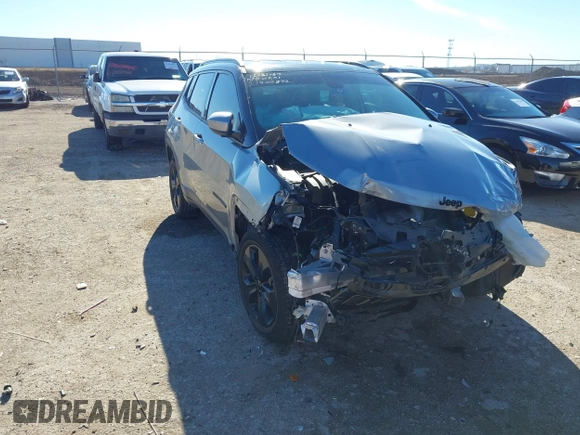 2018 Jeep Compass Latitude with VIN 3C4NJCBB6JT407702, listed as a IAAI auction lot 41204505 with 38,073 mi miles. Bid and sale history available at carsss.com. Image 1.