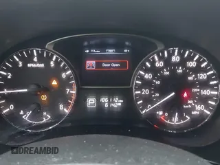 2013 Nissan Pathfinder SV with VIN 5N1AR2MM6DC670669, listed as a IAAI auction lot 41727260 with 186,112 mi miles. Bid and sale history available at carsss.com. Image 7.