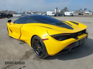 2019 McLaren 720S z VIN SBM14DCAXKW002639, wystawiony jako IAAI lot #41707749 z przebiegiem 59 720 mil mil oraz . Historia ofert i sprzedaży dostępna na DreamBid. Obrazek 3.