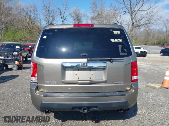 2011 Honda Pilot EX-L with VIN 5FNYF4H53BB063509, listed as a IAAI auction lot 41949079 with 173,580 mi miles. Bid and sale history available at carsss.com. Image 17.