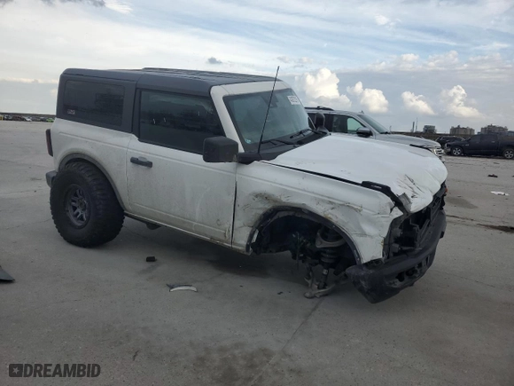 2022 Ford Bronco with VIN 1FMDE5AHXNLB04386, listed as a Copart auction lot 43872315 with 0 mi miles and Salvage Title. Bid and sale history available at carsss.com. Image 4.