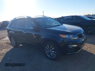 2013 Kia Sorento SX with VIN 5XYKW4A27DG393624, listed as a IAAI auction lot 41404019 with 203,597 mi miles. Bid and sale history available at carsss.com. Image 13.