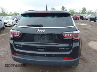 2017 Jeep Compass Limited z VIN 3C4NJDCB2HT628079, wystawiony jako IAAI lot #42209272 z przebiegiem 108 862 mil mil oraz . Historia ofert i sprzedaży dostępna na DreamBid. Obrazek 16.