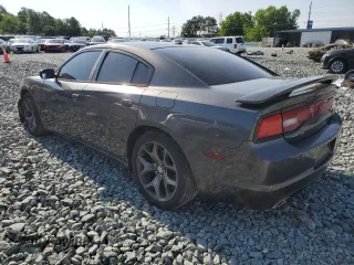 2014 Dodge Charger SXT z VIN 2C3CDXHG1EH315764, wystawiony jako Copart lot #57605135 z przebiegiem 273 912 mil mil oraz Szkoda całkowita • Salvage title. Historia ofert i sprzedaży dostępna na DreamBid. Obrazek 2.